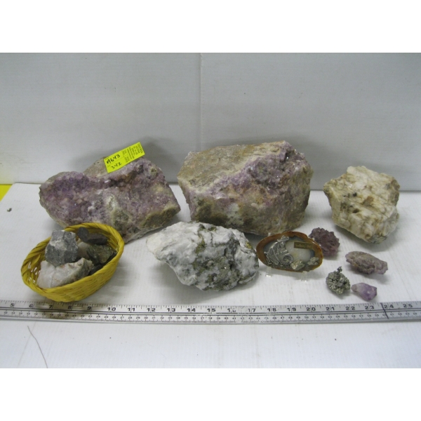 COLLECTABLE ROCKS, AGATES, ETC.