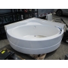 Image 1 : CORNER TUB UNIT W/TAPS