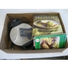Image 1 : MISC. COOKBOOKS, WAFFLE IRON