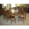 Image 1 : VILAS MAPLE DINING TABLE W/8 CHAIRS - 6 MATCH & 2 DIFFERENT, & 2 LEAVES