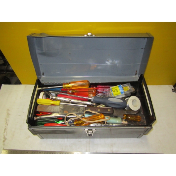 METAL TOOLBOX W/ASST. CONTENTS