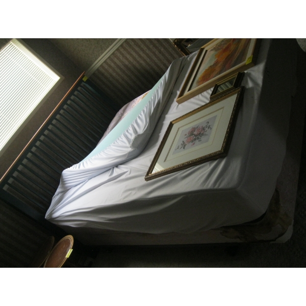 QUEEN SIZE HEADBOARD W/ROLLER FRAME