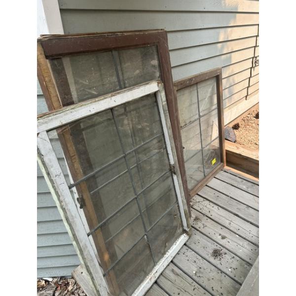 LEADED GLASS WINDOWS