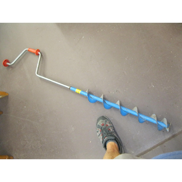 ICE AUGER