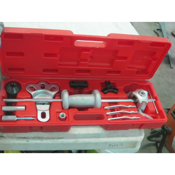 SLIDE HAMMER IN CASE - NEW - COMPLETE