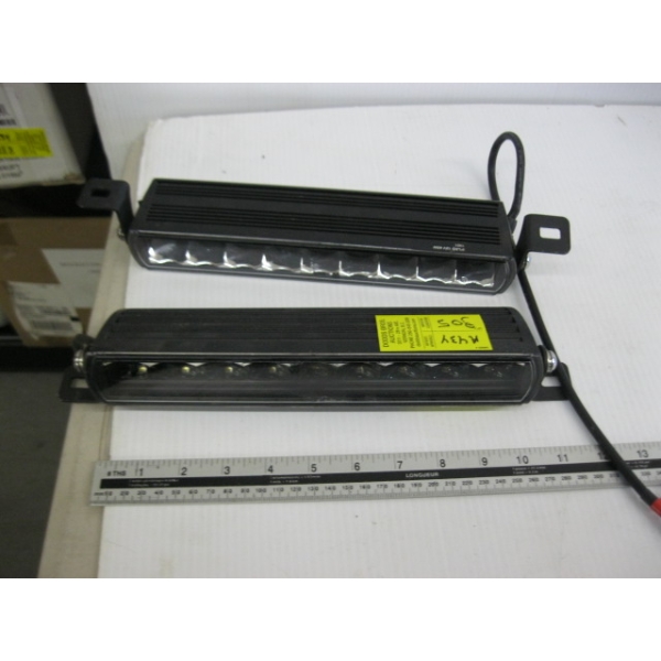 2 LED LIGHTS