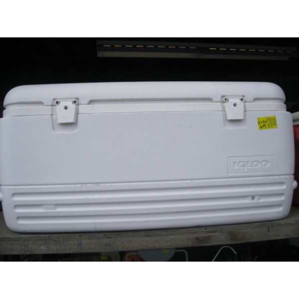 WHITE LG. IGLOO COOLER