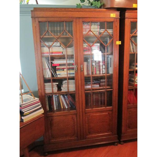 LG. OAK GLASS DOORED DISPLAY CABINET