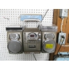 Image 1 : PORTABLE CD TAPE PLAYER W/CDs