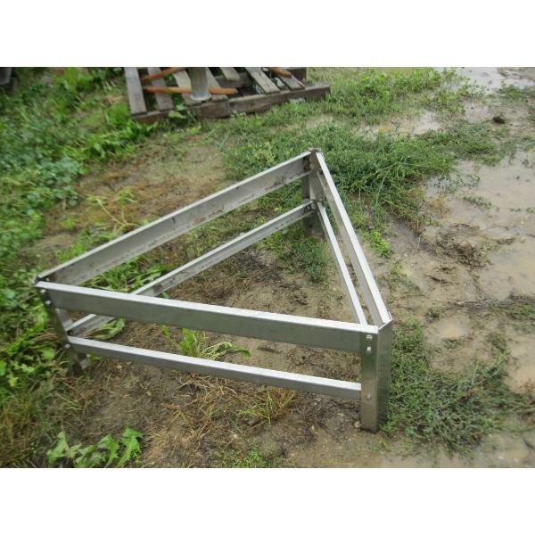 STAINLESS STEEL TANK STAND - APPROX. 3'
