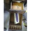 Image 8 : WHITE TREADLE SEWING MACHINE W/CABINET