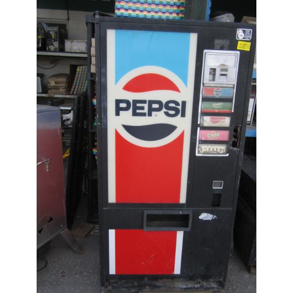 VINTAGE PEPSI MACHINE