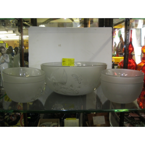 NORTH WEST COAST ARTIST BOWL SET BY CLIFTON FRED