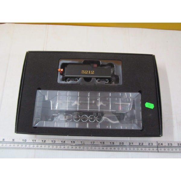 HO SCALE DCC LOCOMOTIVE & TENDER