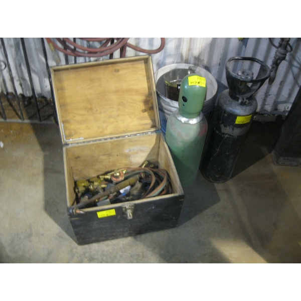 WOODEN BOX OF TORCHES & HOSES & 1 OXYGEN TANK & 1 OXY ACETYLENE TANK