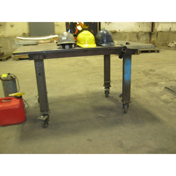 HEAVY DUTY 5'X4' WELDING TABLE ON CASTORS