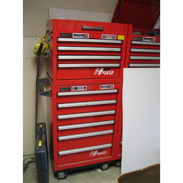 HOMAK TOOL CABINET COMPLETE W/UPPER & LOWER BOXES & 4 CASTORS
