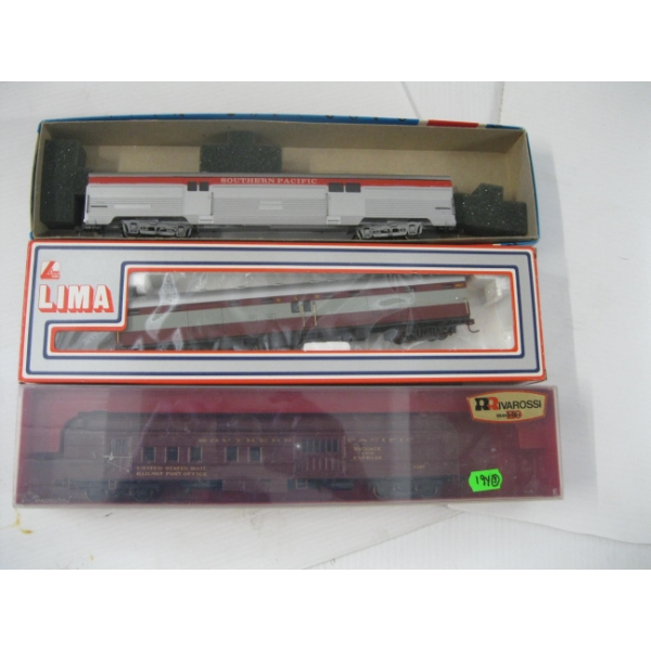 3 TRAIN CARS