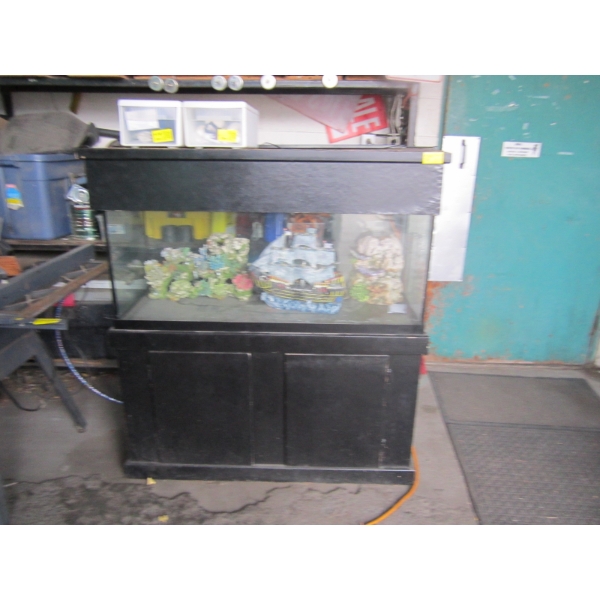 LG. AQUARIUM W/MISC. ACCESSORIES