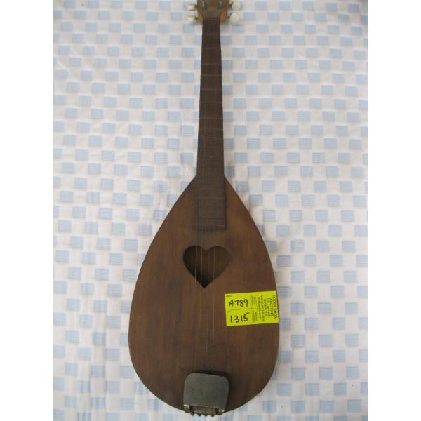UKULELE
