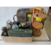 Image 1 : MISC. JARS, DÉCOR, TRAY, PICTURE, THREAD SPOOL