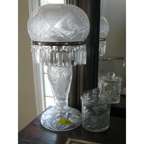 LG. CRYSTAL LAMP & LIDDED JAR