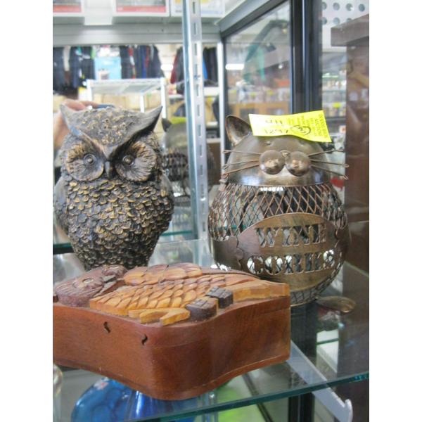 WINE CORK HOLDER, WOODEN CARVED OWL BOX & OWL FIGURINE