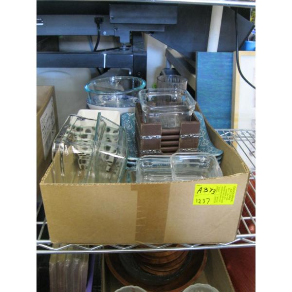 BOX OF MISC. BOWLS, BAKING DISHES, ETC.