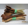 Image 4 : WOODEN UTENSILS & DISHES