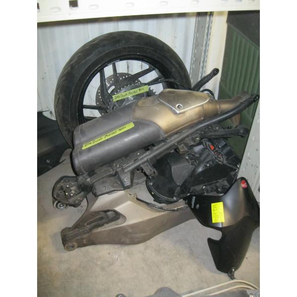 LOT OF MOTORCYCLE ACCESS. FOR A 2016 DUCATI MONSTER 800