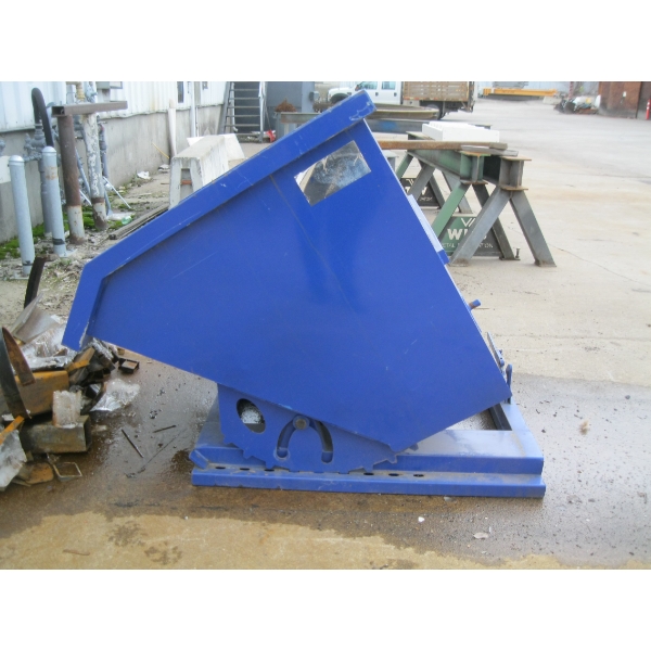 SCRAP FORKLIFT DUMP BIN ON CASTORS