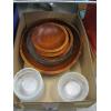 Image 2 : BOX OF ASST. SERVING BOWLS & DISHES, WOODEN SALAD BOWLS, ETC.