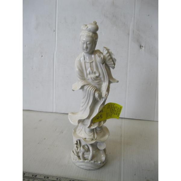 BLANC DECHINE ASIAN FIGURINE