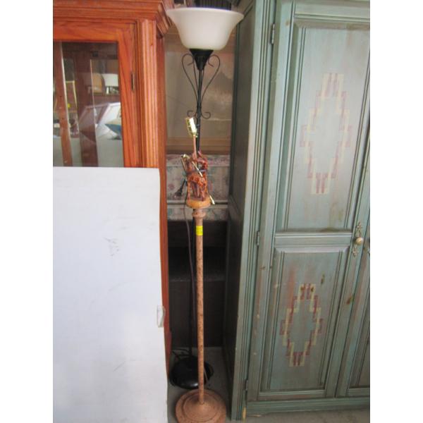 GIRAFFE FLOOR LAMP & BLACK FLOOR LAMP
