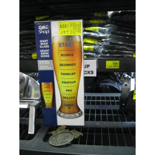 GIANT BEER GLASS & 2 TRAIN BELT BUCKLES