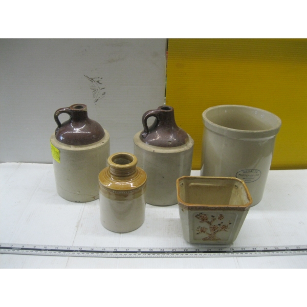 4 SM. CROCKERY JUGS