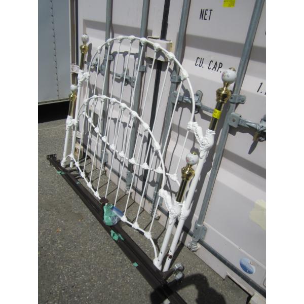IRON & BRASS QUEEN SIZE BEDFRAME