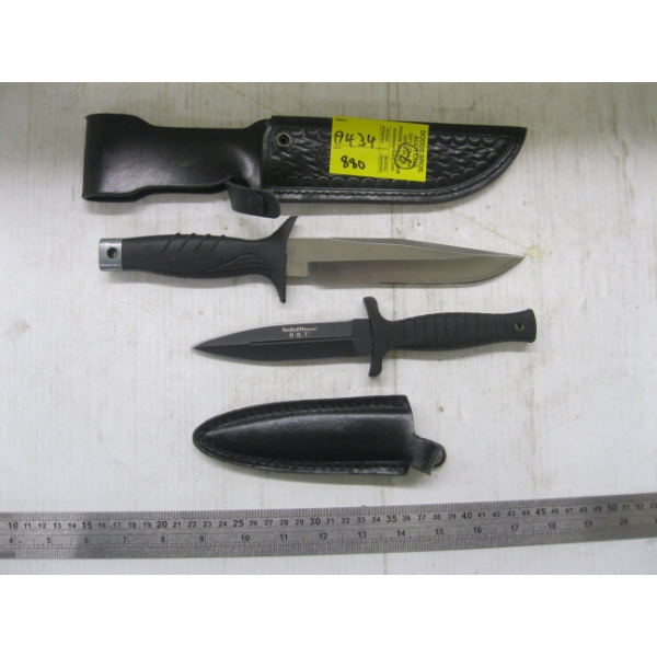 2 KNIVES W/SHEATHS