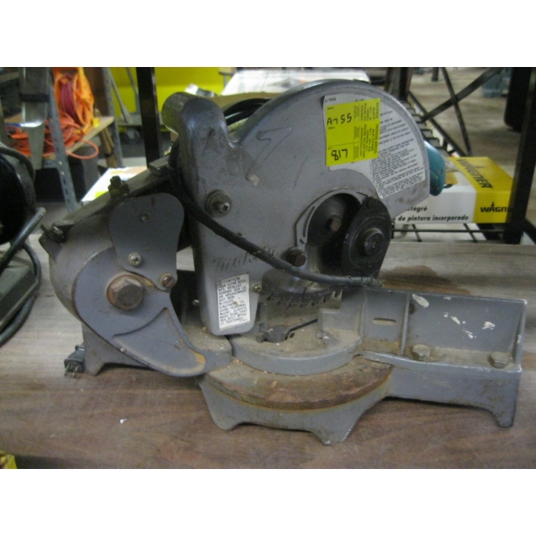 MILWAUKEE COMPOUND MITER SAW