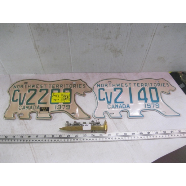 1979 NWT BEAR LICENCE PLATES & RAILWAY SPIKE W/ TRAIN