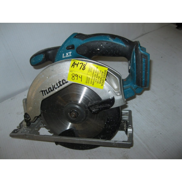 MAKITA CORDLESS CIRCULAR SAW - NO BATTERY OR CHARGER
