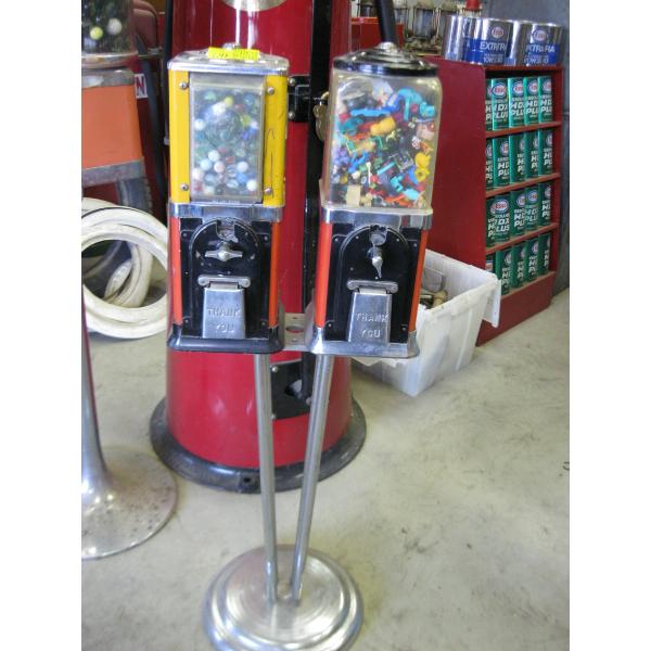 DUAL HEADED CANDY MACHINE W/TOYS & MARBLES