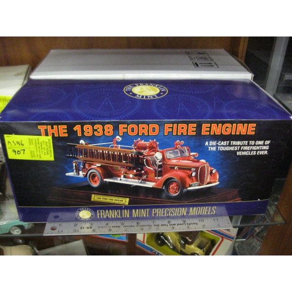 1938 FORD FIRE ENGINE - FRANKLIN MINT
