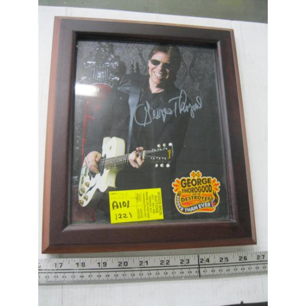 FRAMED SIGNED PHOTO OF GEORGE THOROUGHGOOD