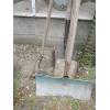 Image 2 : BUNDLE OF ASST. GARDEN TOOLS