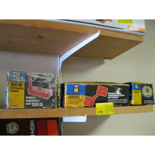 3 MAGNETS, HANDLE, ROUND CLAMP, ETC.