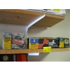 Image 1 : 3 MAGNETS, HANDLE, ROUND CLAMP, ETC.