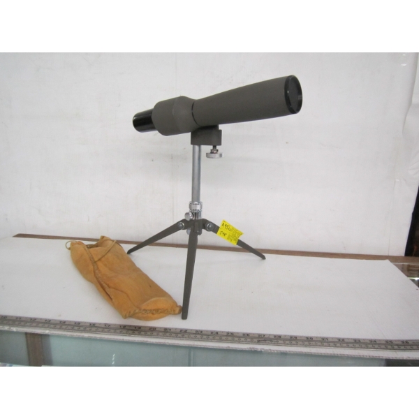 BUSHNELL SPOTTING SCOPE W/TRIPOD STAND & LEATHER CASE