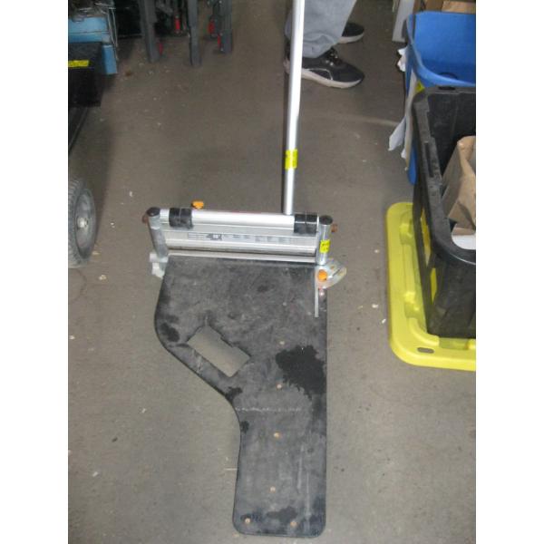 13" LAMINATE FLOOR CUTTER