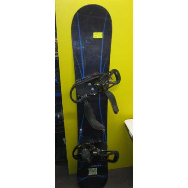 BURTON SNOWBOARD W/BURTON BINDINGS